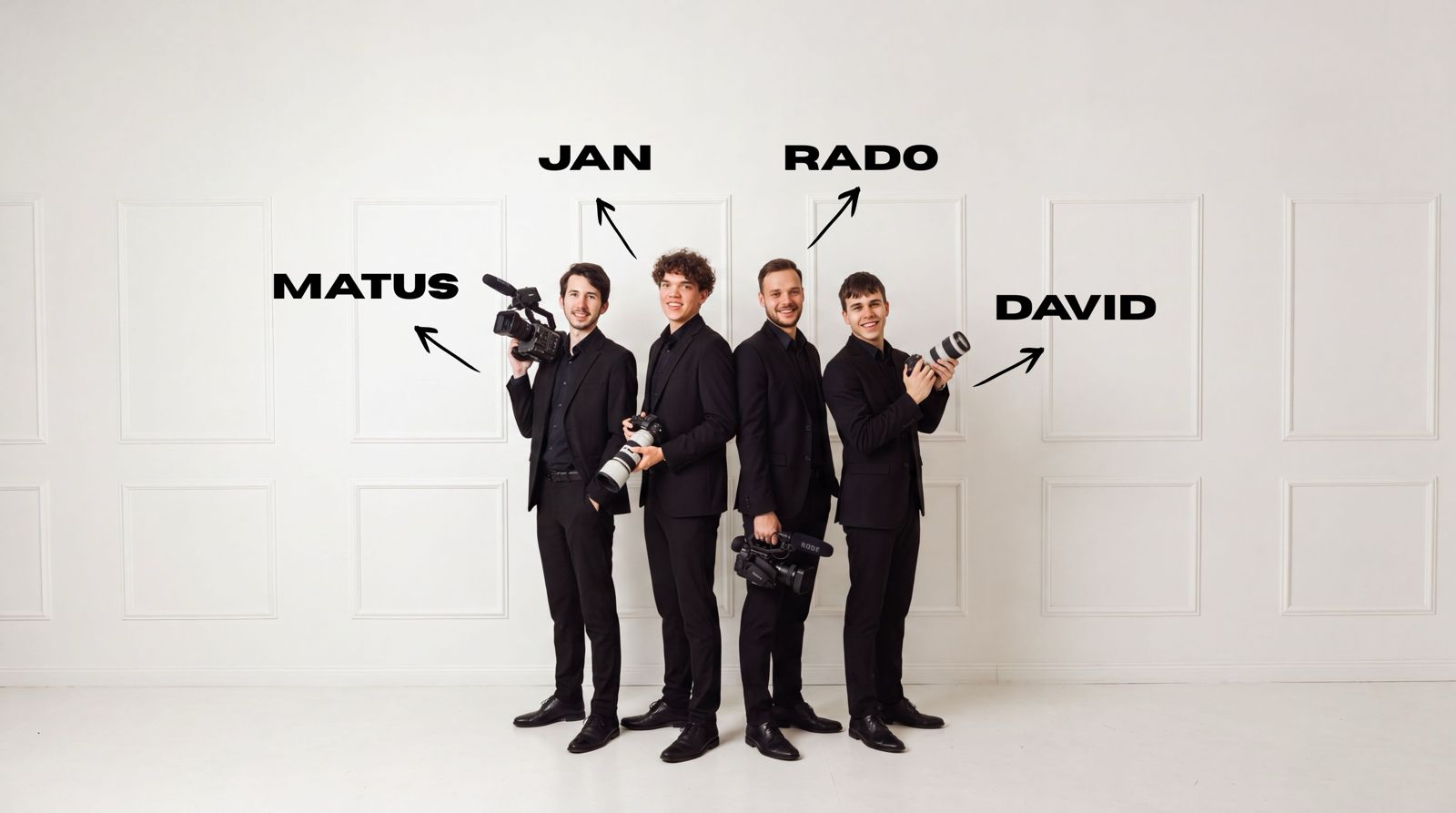 Das Fifth Weddings Team — 2 Fotografen und 2 Filmer